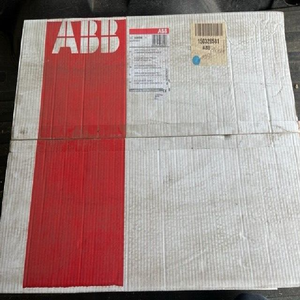 สินค้าใหม่ในสต็อก Kts3mi-h / Kts3mih อุปกรณ์เชื่อมต่อแบบกลไกระหว่างเบรกเกอร์ 2 ตัว ใหม่สำหรับ <span class=keywords><strong>PLC</strong></span> - Product Image 1