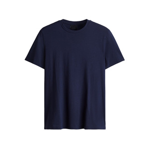 Camiseta Moderna para Hombre para Uso Diario con Ajuste Cómodo y Estilo Simple, Perfecta para Ropa Casual y Actividades Diarias - Product Image 1