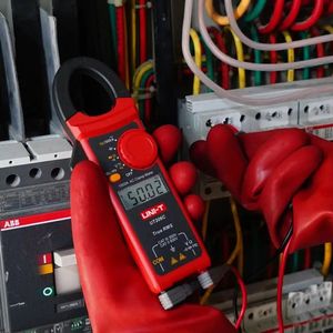 UNI-T UT206C Testeur de tension et de courant CA True RMS avec filtre passe-bas, outil de mesure électrique portable de haute précision - Product Image 2