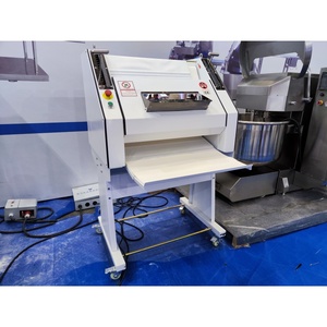 Machine à façonner, étirer et couper la pâte complète pour pain, machine à baguettes pour boulangerie - Product Image 5