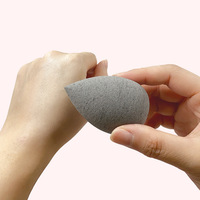 Mélangeur d'éponge de maquillage à base de plantes de coquille de noix de coco avec maquillage biodégradable d'emballage durable