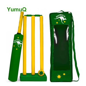 YumuQ Set da Cricket da Spiaggia per Bambini con Logo Personalizzato, Palline in PVC Rigido, Mazza, Pali e Borsa per il Trasporto - Product Image 1