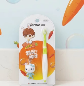 Hello Kitty Weichborstige Kinderzahnbürste für den Hausgebrauch Private Label Hochwertige Kinderzahnbürste Lieferant Mit Spielzeug - Product Image 2