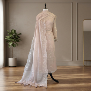 Ensemble de tissu traditionnel banarasi trois pièces avec tissage détaillé, dupatta élégant, haut et bas pour mariage et fêtes - Product Image 4