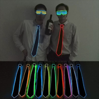 CARDSILK – Nouveaux articles de fête innovants en gros : Chapeaux de cowboy spatiaux à paillettes lumineux dans le noir, fils lumineux LED néon et accessoires lumineux pour Halloween