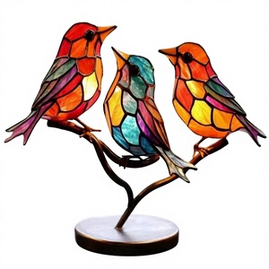 Artilady - Adorno de Escritorio con 3 Pájaros, Pájaro Rojo, Decoración de Escritorio con Dibujo a Color, Adornos de Pájaros Art Deco, Decoración Única para el Hogar, Lujo - Product Image 2