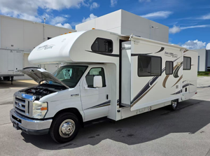 Autocaravana <span class=keywords><strong>de</strong></span> Lujo <span class=keywords><strong>de</strong></span> Aluminio en Oferta, Autocaravana 4x4 con Energía Solar, Camper Todoterreno para 6 Personas - Product Image 6