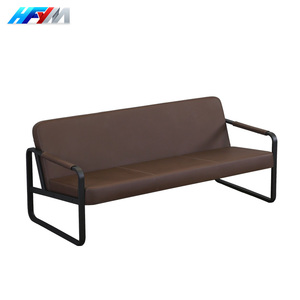 أريكة انتظار معدنية بثلاثة مقاعد بتصميم عصري شائع للمكاتب والمطارات وصالونات الانتظار - Product Image 1