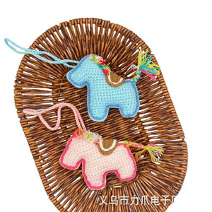 Llavero Colgante de Ganchillo Manual con Diseño de Caballo Pequeño de Dibujos Animados, Tejido, para la Buena Suerte, Prosperidad y Buenos Eventos, Venta Directa de Fábrica Peanut - Product Image 5