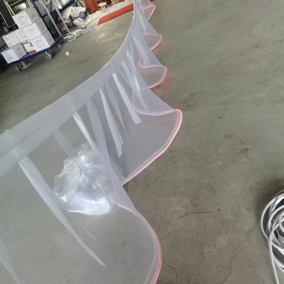 Lumière Orange + Gaze Blanche