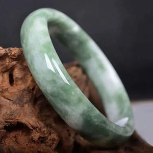 Bracciale in Giada di Alta Qualità 54mm-64mm, Braccialetto Curativo in Pietra Preziosa per Donna e Uomo, Miglior Regalo - Product Image 4