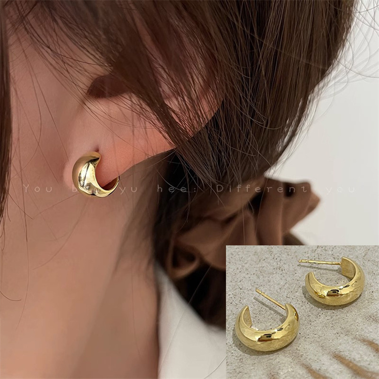 Earrings Style 2
