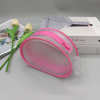 Pochette cosmétique transparente en PVC personnalisée avec fermeture éclair, trousse de maquillage transparente, trousse de toilette avec poignée