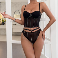 Produk 2024 pakaian dalam seksi wanita Bra jaring tembus pandang rantai bor dan celana dalam wanita Lingerie Erotis