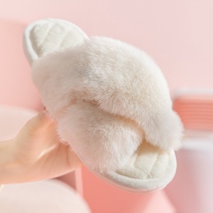 Pantuflas Abiertas de Pana para Mujer 2025 con Tiras Cruzadas y Suela de TPR Acolchada para el Hogar o para las Temporadas de Verano/Invierno - Product Image 3