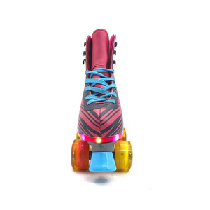 Nuova Creazione <span class=keywords><strong>Pattini</strong></span> Regolabili per Bambini da Esterno all'Ingrosso Modello E9E9 QUAD in PVC Rosa Nero Argento Rosso Blu Colore Ruota OEM Cromato - Product Image 3