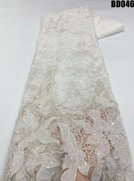 Tissu de dentelle florale brodée de sequins bleu poussière de luxe, double couche de tulle pour robe de bal ou de mariée
