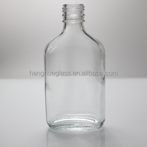 Bouteille de liqueur en <span class=keywords><strong>verre</strong></span> carré plat de 200ml, bouteille en <span class=keywords><strong>verre</strong></span> de café avec bouchon en <span class=keywords><strong>plastique</strong></span> de 28mm, whisky, gin, vin, spiritueux, brassage à froid, <span class=keywords><strong>20cl</strong></span> - Product Image 1