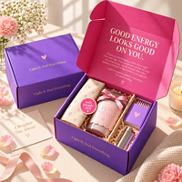 Boîte d'expédition personnalisée colorée à marque privée, avec graphismes de marque audacieux et parois latérales protectrices pour les produits de style de vie