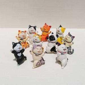 Ornamento per Auto a Forma di Gatto Danzante Personalizzato, Figurina di Gattino Creativa per Decorazione Interna Auto, Mini Giocattolo Kawaii per Bambini - Product Image 1