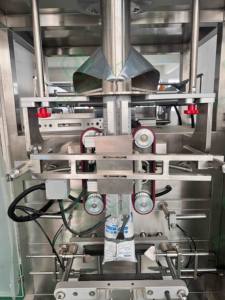 Máquina Empacadora Vertical <span class=keywords><strong>de</strong></span> <span class=keywords><strong>Harina</strong></span> <span class=keywords><strong>de</strong></span> <span class=keywords><strong>Un</strong></span> <span class=keywords><strong>Kilo</strong></span>, Máquina Etiquetadora para <span class=keywords><strong>Harina</strong></span>, Máquina Automática para Hacer Bolsas <span class=keywords><strong>de</strong></span> <span class=keywords><strong>Harina</strong></span> para Bolsas <span class=keywords><strong>de</strong></span> Plástico - Product Image 2