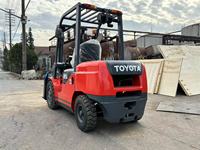 Nouveau chariot élévateur diesel de 3,5 tonnes avec pneus pleins, chariot élévateur à fourche à combustion interne hydraulique