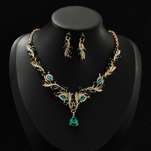 Sıcak satış kadın altın kaplama gelin <span class=keywords><strong>Lai</strong></span> aksesuarları Set balo elbise yapımı için Insnestone kristal kolye küpe alaşım - Product Image 2