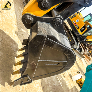 Excavatrice Agile à petit rayon Opération facile et grande maniabilité Excavatrice d'occasion SANY SY95C pour installation utilitaire - Product Image 4