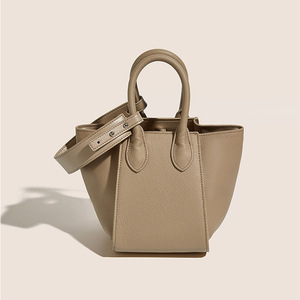 Bolso de Mano Tipo Bandolera de Cuero Genuino para Mujer, Impermeable, con Cierre de Cremallera y Hebilla, Versátil, Elegante y Moderno - Product Image 2