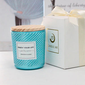 Frasco de Vidrio para Velas Vacío LANGXU Azul y Mabe, Personalizado, con Relieve, 7oz 11oz 15oz, con Tapas, Superficie Azul con Relieve Curvo - Product Image 3