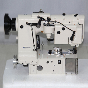 Tête de machine à coudre à points de chaînette 300U avec bordure de matelas 220V - Product Image 2