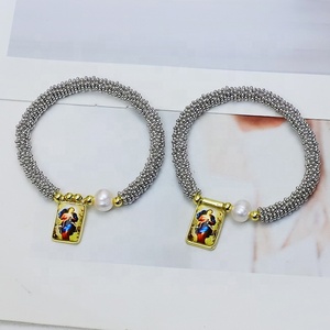 สร้อยข้อมือรูปหัวใจวินเทจทองเหลืองชุบทอง 18K สำหรับคริสเตียน พร้อมจี้หลากสี - Product Image 1