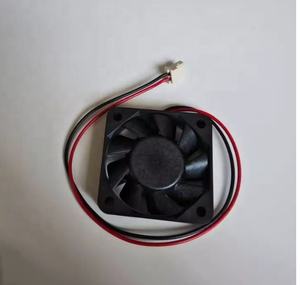 Ventilador Roland 5V 1000008025 para piezas de maquinaria de impresión de la <span class=keywords><strong>serie</strong></span> 1/200/200/12/<span class=keywords><strong>serie</strong></span> Roland LEF - Product Image 2