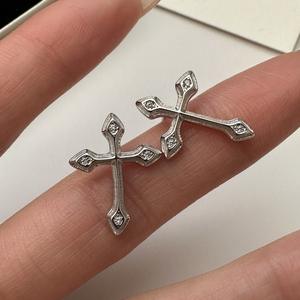 Boucles d'oreilles en argent pur S925, design rétro français, luxe léger, simple, mode, zircon, forme goutte, certifiées IGI - Product Image 4