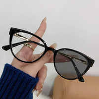 TR Anti Blue Light Gafas ópticas Marco de mariposa de moda Diseño de ojo de gato en marcos de oro rojo transparente Legible Elegante