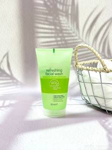 Nettoyant Visage Hydratant et Rafraîchissant de Haute Qualité, Simple, Très Vendu, à <span class=keywords><strong>Prix</strong></span> Abordable, <span class=keywords><strong>Gel</strong></span> Nettoyant Doux - Product Image 2