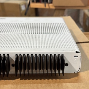 Router Empresarial Usado Serie 3560-CX con Función POE, Puertos con Capacidad de Conmutación de 40 Gbps - Product Image 6