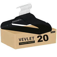 Offre Spéciale vente en gros en plastique floqué antidérapant 20 pack 50 pack cintres en velours cintres en bois pour vêtements et manteaux