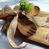 Planche à découper en bois d'acacia naturel avec poignée, spatule, cuillère, fourchette et ustensiles de cuisine en bois, ensemble cadeau décoratif