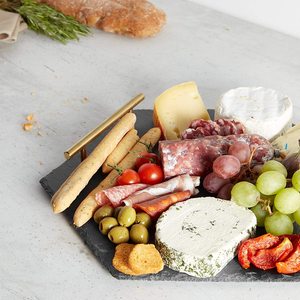 Pizarra negra natural personalizada, plato de piedra para queso, bandeja de servicio de carne de fruta con asas de acero inoxidable de <span class=keywords><strong>oro</strong></span> cepillado - Product Image 3