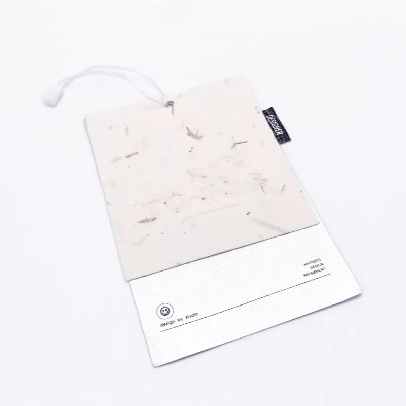 새로 디자인 된 실버 데님 라벨 브랜드 사용자 정의 로고 인쇄 두꺼운 종이 카드 의류 매달려 라벨 의류 매달려 라벨
