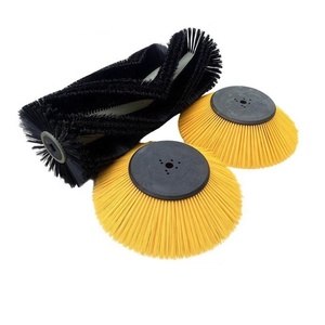 Brosse latérale synthétique à plaque supérieure en plastique pour <span class=keywords><strong>balayeuse</strong></span> de voirie <span class=keywords><strong>Nilfisk</strong></span> Cityranger, brosse à gouttière à poils synthétiques, modèle OEM industriel, la plus vendue - Product Image 1