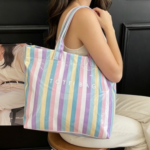 Borsa Tote a Righe Personalizzata, Grande Capacità, in PVC, Borsa a Spalla, Borsa da Viaggio e Shopping, con Stampa di Lettere, Stile Hobo - Product Image 3