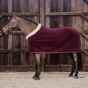 Tapis de cheval brodé avec Logo personnalisé, taille eu, housse en tissu polaire avec col en fourrure de flanelle, pour Protection chaude