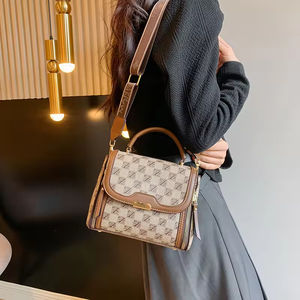 Nouveau sac à main élégant en PU pour femmes, style européen et américain rétro, polyvalent, automne-hiver, grande capacité, sac bandoulière ouvert - Product Image 1