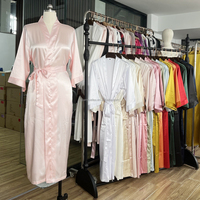 Robe de mariée longue en satin de luxe pour femme, robe de demoiselle d'honneur en soie satinée, chemise de nuit élégante en satin, robe de matin en satin, peignoir de spa