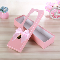 Boîte cadeau en carton de luxe avec logo personnalisé pour chocolats fleurs emballage en papier gaufré cadeau de luxe en carton avec logo personnalisé