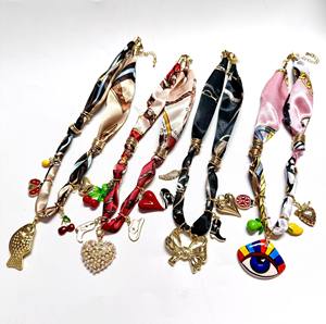 Bijoux <span class=keywords><strong>de</strong></span> mariage bohème pour la plage, breloques en forme <span class=keywords><strong>de</strong></span> cœur <span class=keywords><strong>de</strong></span> <span class=keywords><strong>poisson</strong></span>, cerise, mauvais œil, bottes, fraise, citron, ruban <span class=keywords><strong>de</strong></span> soie, collier, accessoires colorés - Product Image 1