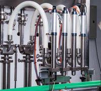 Ligne de production de machines de remplissage de bouteilles à 4 buses, personnalisée, 3000 bouteilles/heure, pour miel et jus, avec machines de remplissage, de bouchage et d'étiquetage