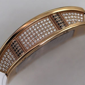 Montre unisexe de luxe en forme de baril, cadran onyx, bracelet en fluororubber, accent diamant, montre de luxe pour occasions décontractées et galas - Product Image 3